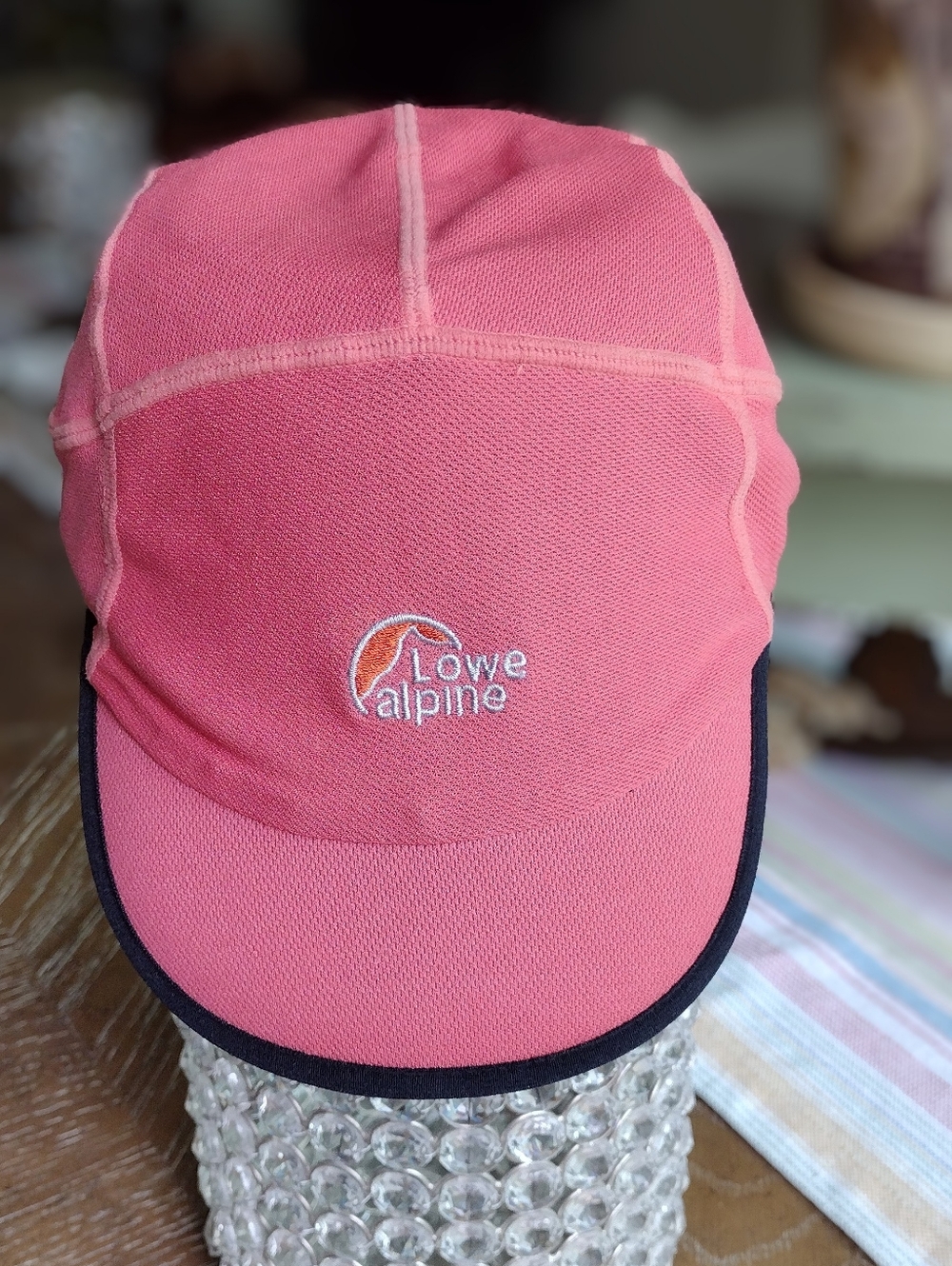 RARE Vintage LOWE Alpine Dry flo Cap, Short Brim, Size Small/Petit, EUC